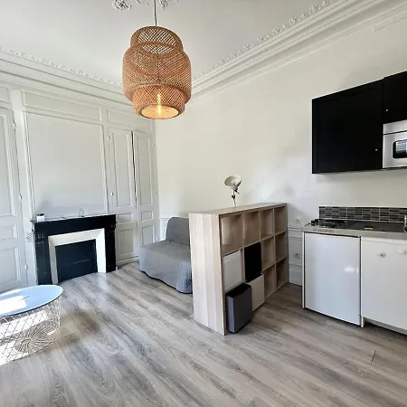 Studio Cosy : En Plein Centre De *